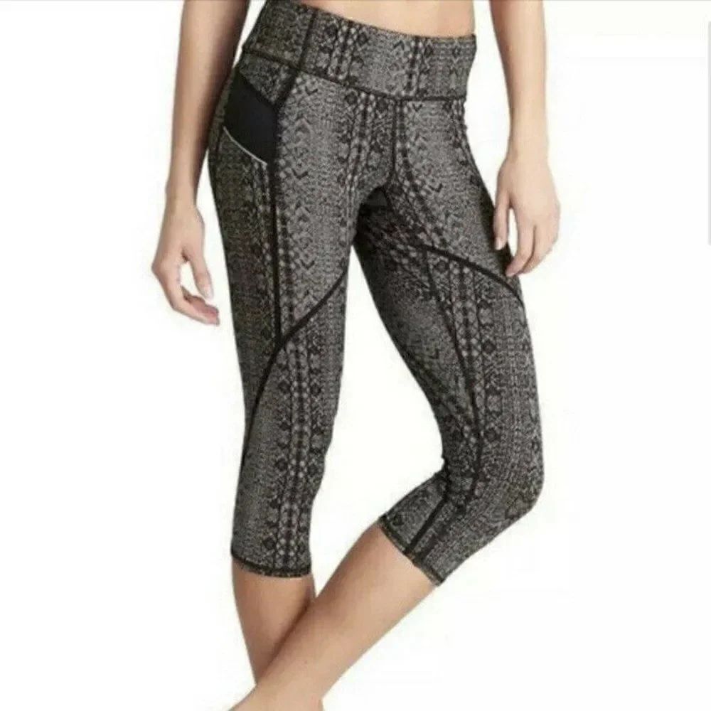 Athleta Prism Stride Capri Legging Granite Gray